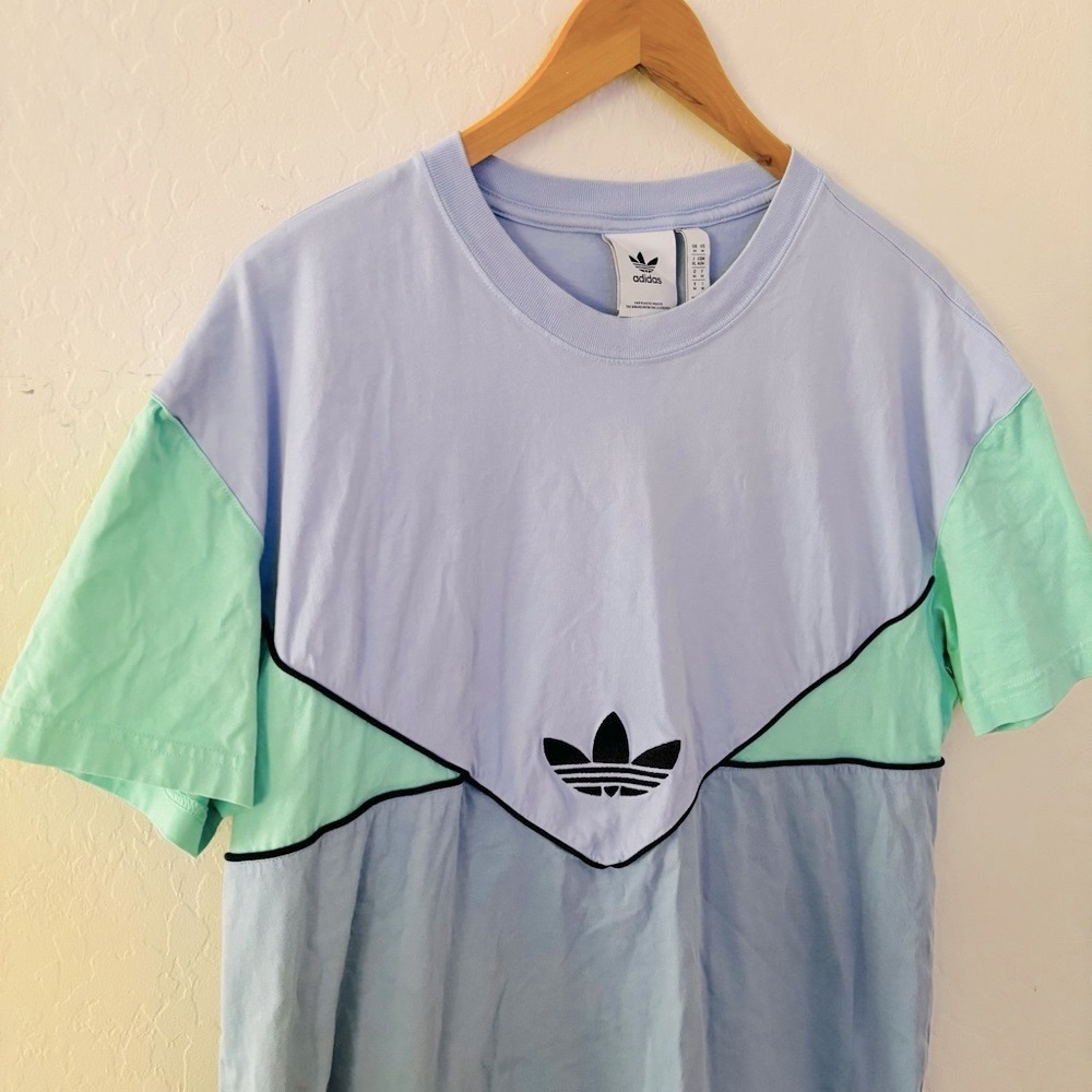 Adidas Men's Blue and‎ Green Shirt - Picture 2 of 6